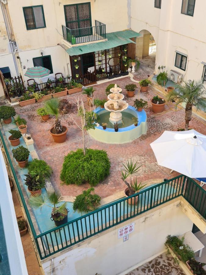 Beautiful Central Apartment With Pool Σεντ Πόλς Μπέι Εξωτερικό φωτογραφία