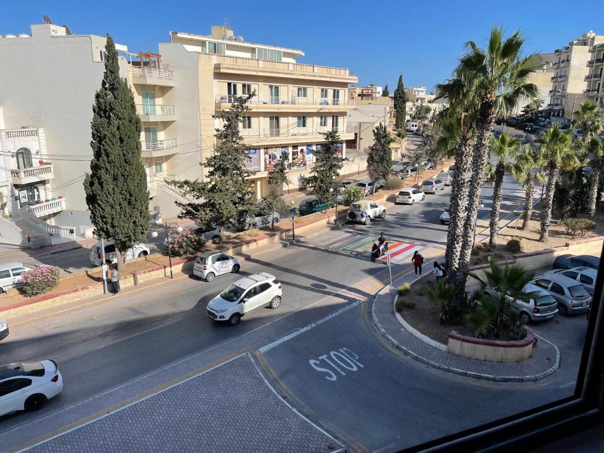 Beautiful Central Apartment With Pool Σεντ Πόλς Μπέι Εξωτερικό φωτογραφία