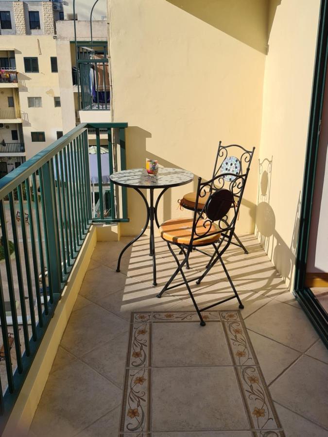 Beautiful Central Apartment With Pool Σεντ Πόλς Μπέι Εξωτερικό φωτογραφία
